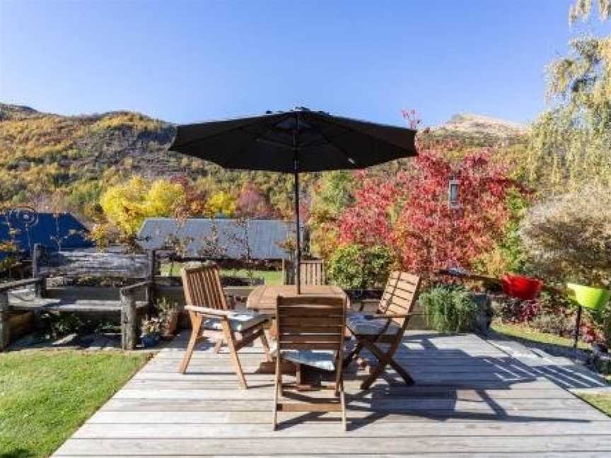 Elevated two bedroom apartment, Arrowtown, New Zealand