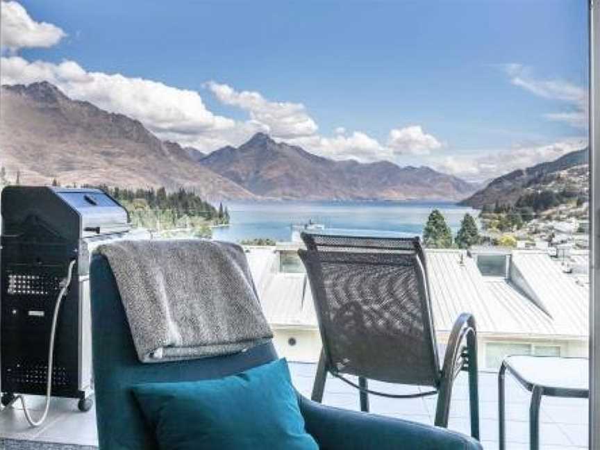 Heart of Queenstown - 5 bedroom apartment, Argyle Hill, New Zealand