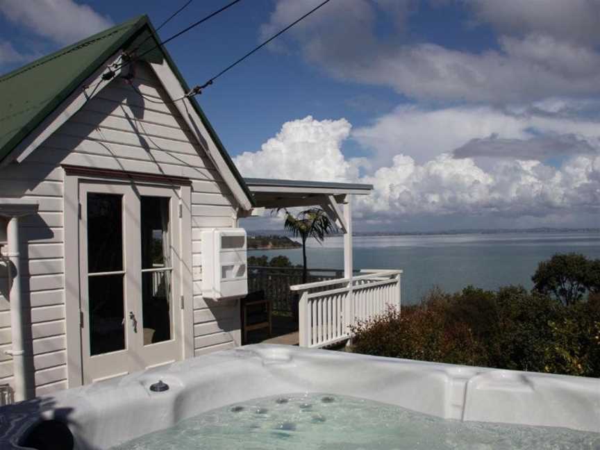 The Settlers Hut, Waiheke Island (Suburb), New Zealand