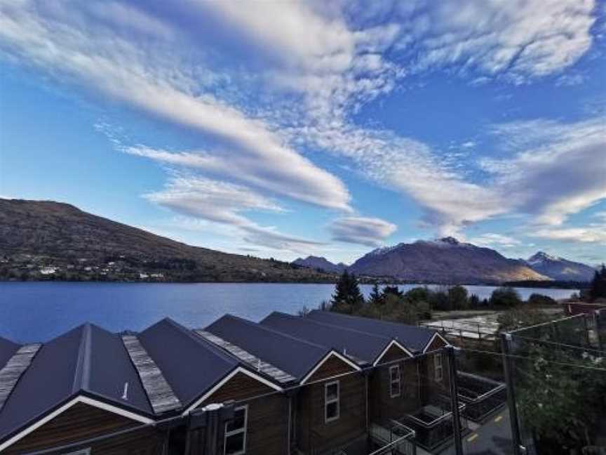 Alpine Village Views II, Argyle Hill, New Zealand