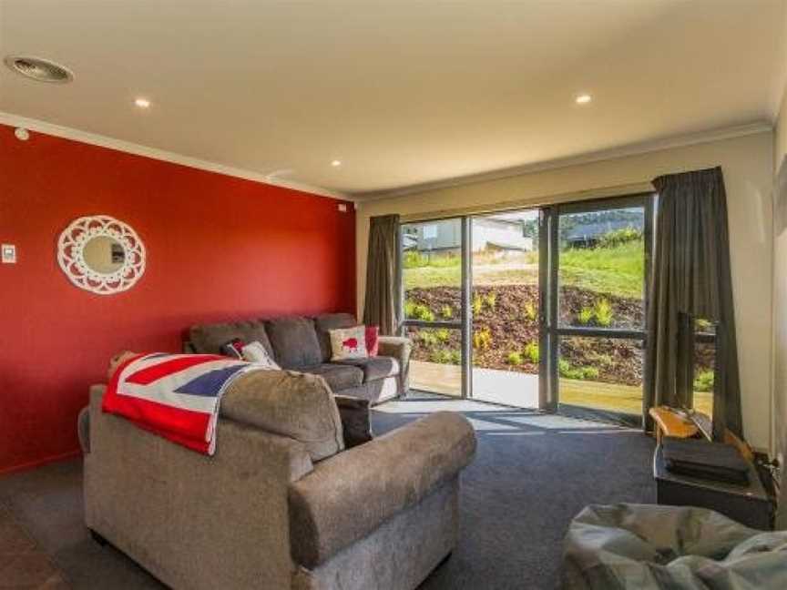 Kowhai Heights - Ohakune Holiday Home, Ohakune, New Zealand