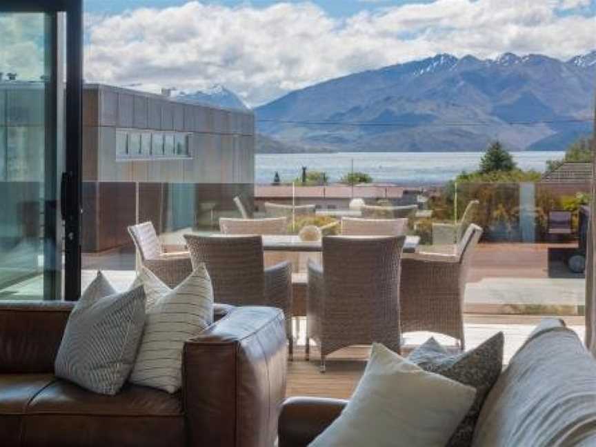 Sothebys' Rental - Waimaori Views, Wanaka, New Zealand