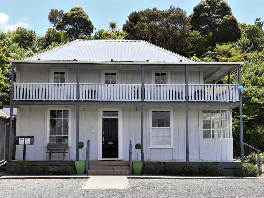 The Old Oak Boutique Hotel, Mangonui, New Zealand