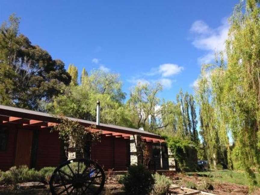 Lye Bow Lake Suite, Alexandra, New Zealand