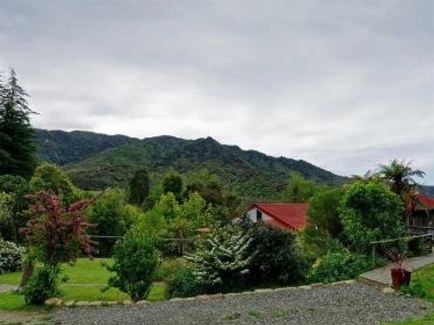 Luxury Tree Top Studio, Kaiteriteri, New Zealand