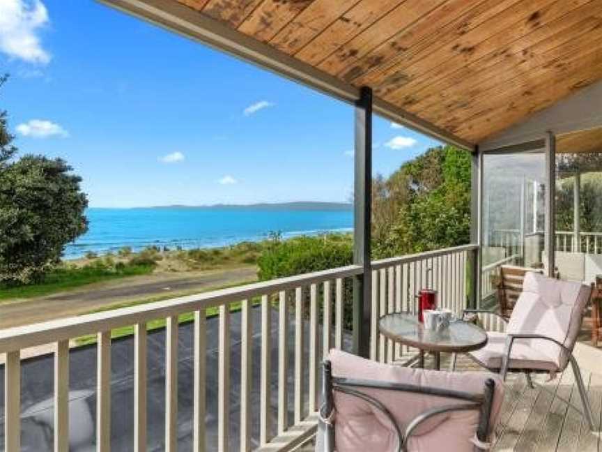 Collingwood Beach House - Golden Bay Holiday Home, Golden Bay, New Zealand