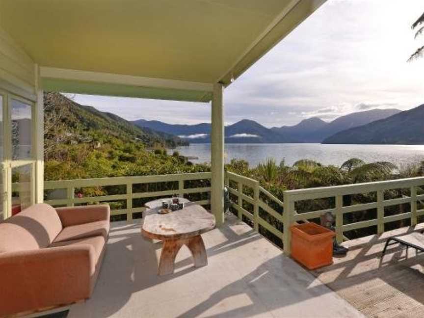 Mahakipawa Hideaway - Marlborough Sounds Holiday Home, Havelock, New Zealand