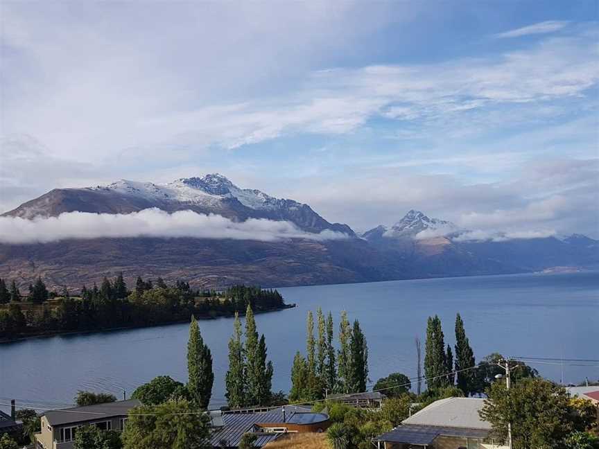 Earnslaw Lodge, Argyle Hill, New Zealand