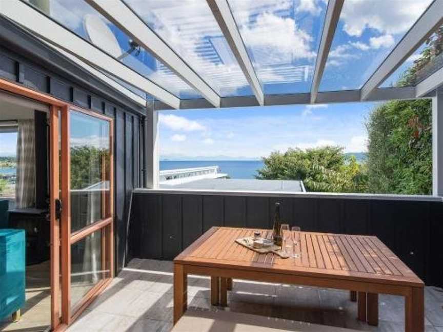 Lakeside Vista - Taupo Holiday Home, Taupo, New Zealand