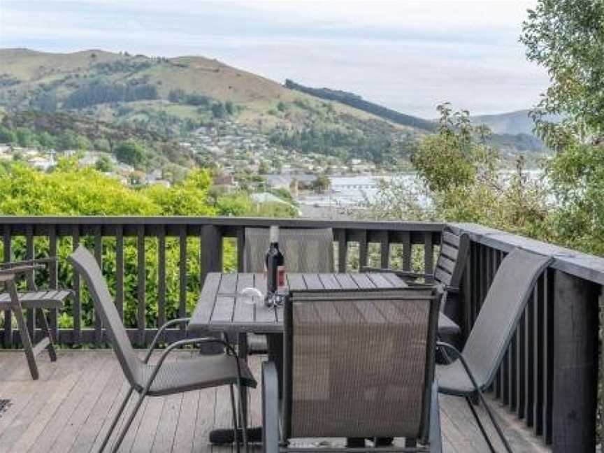 Seascape and Serenity - Akaroa Bach, Akaroa, New Zealand