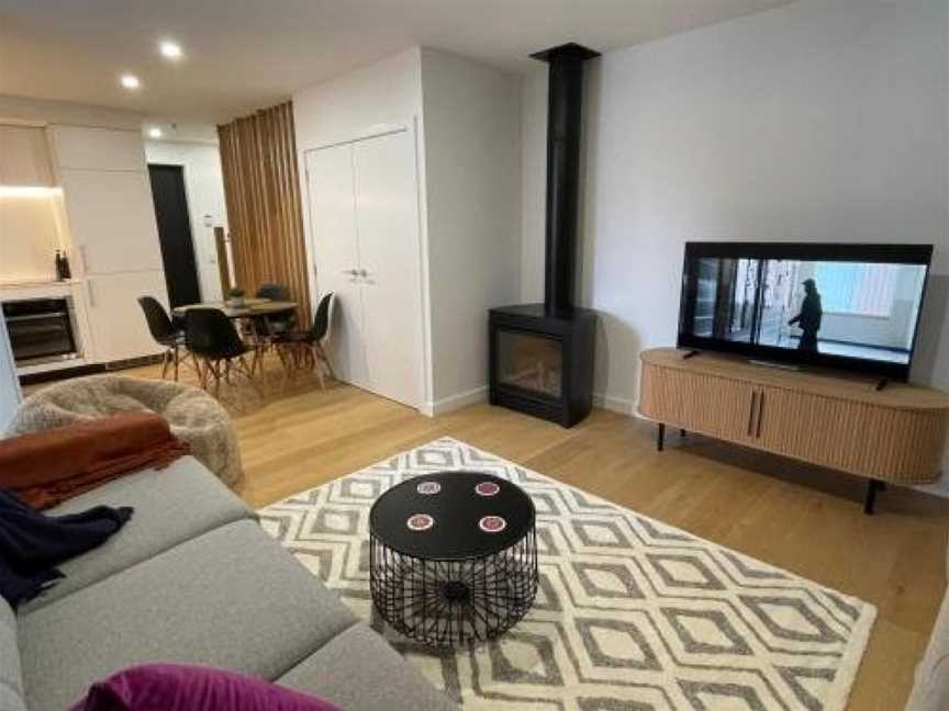 Riverside Lodge - Luxury Two Bedroom Townhouse, Wanaka, New Zealand