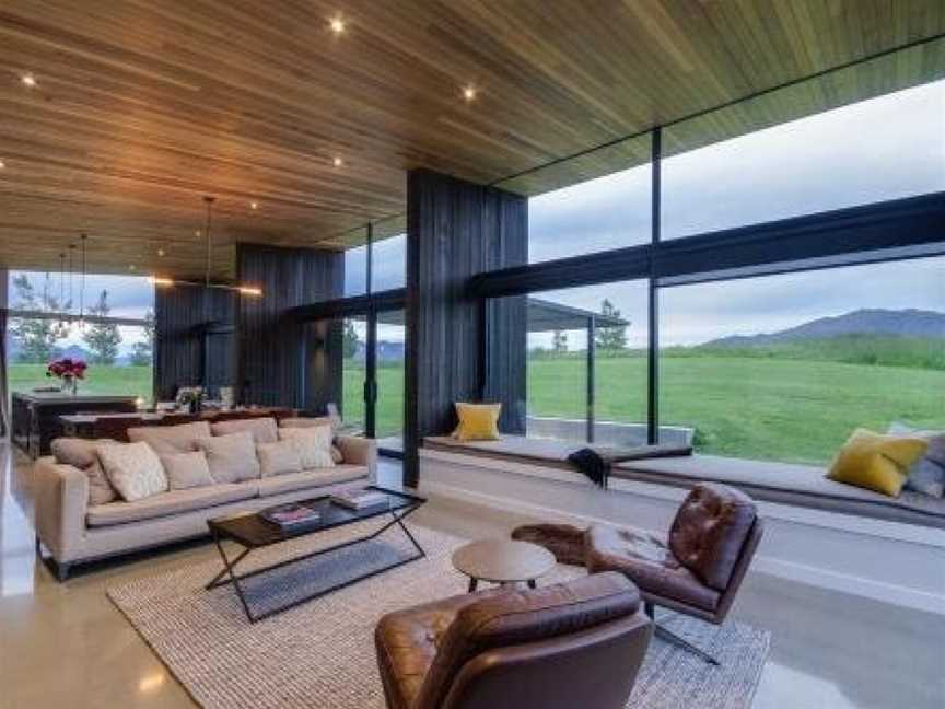 The Woolstore Luxury Holiday Home by MajorDomo, Arrowtown, New Zealand