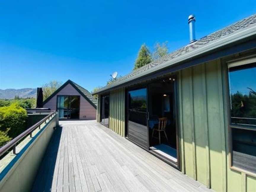 Tekapo Crib, Lake Tekapo, New Zealand