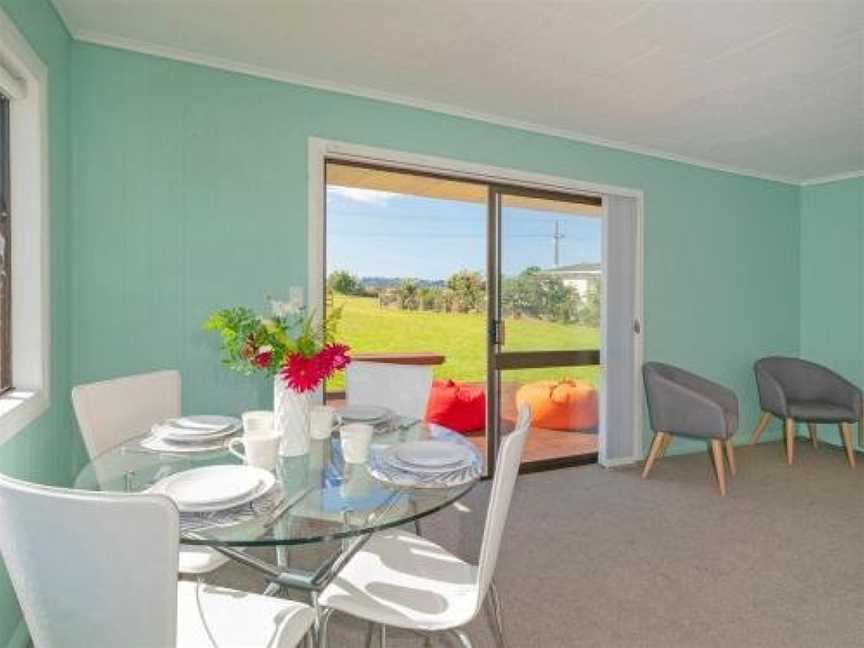 Bijou Buffalo Bliss - Whitianga Holiday Home, Whitianga, New Zealand