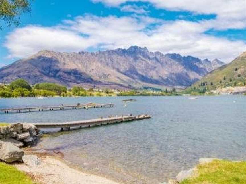 Couples Retreat, Argyle Hill, New Zealand