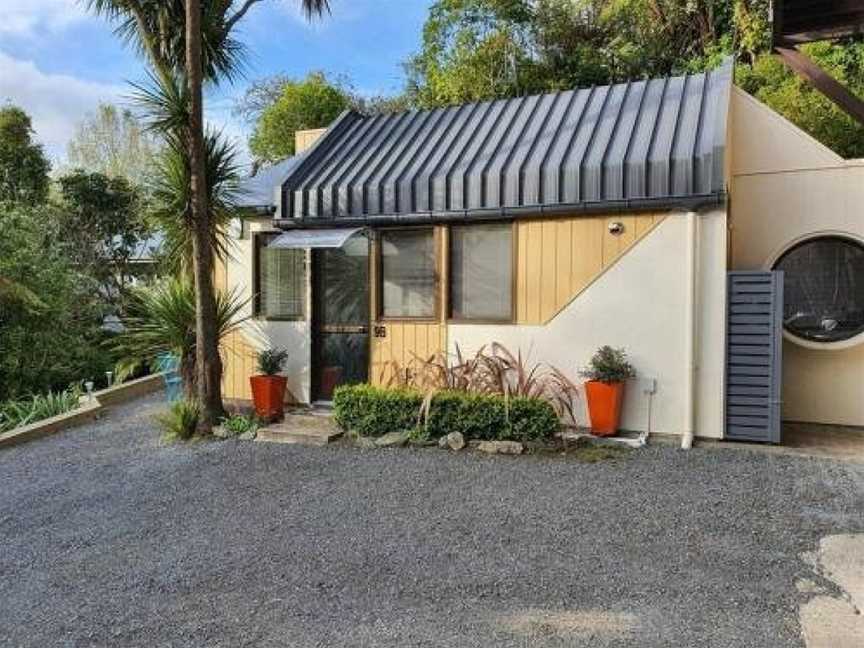 Beautiful Apartment Surrounded by Native Bush, Picton, New Zealand