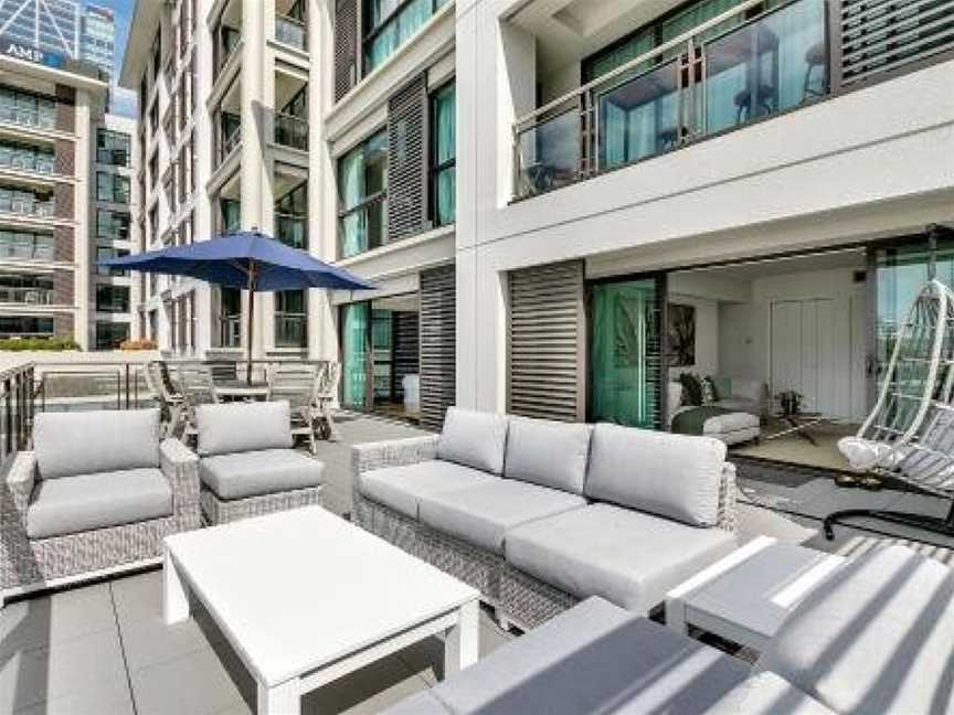 Ultimate outdoor-living Urban Getaway! 1 Carpark, Eden Terrace, New Zealand