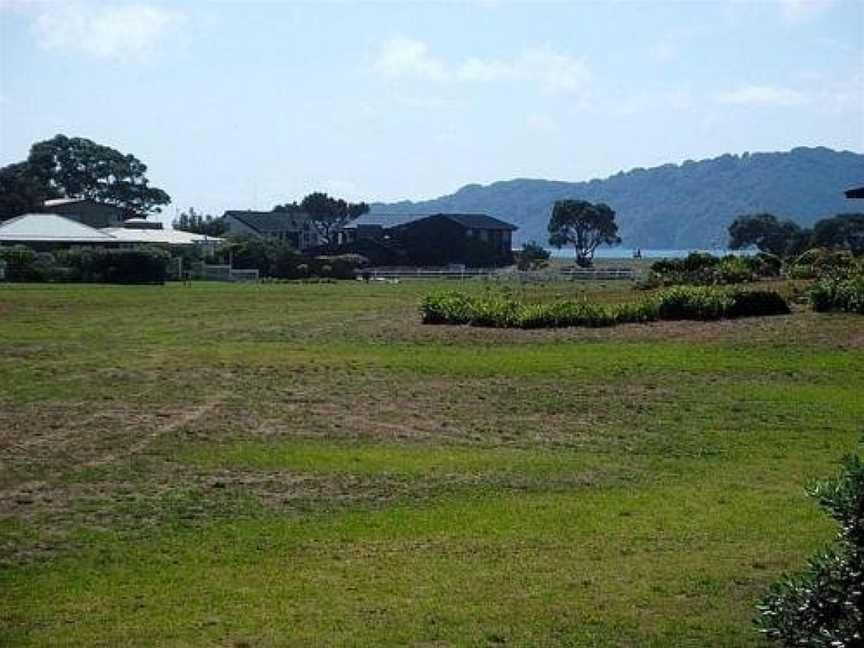 Pilots Rest - Pauanui Airfield Holiday Home, Pauanui, New Zealand