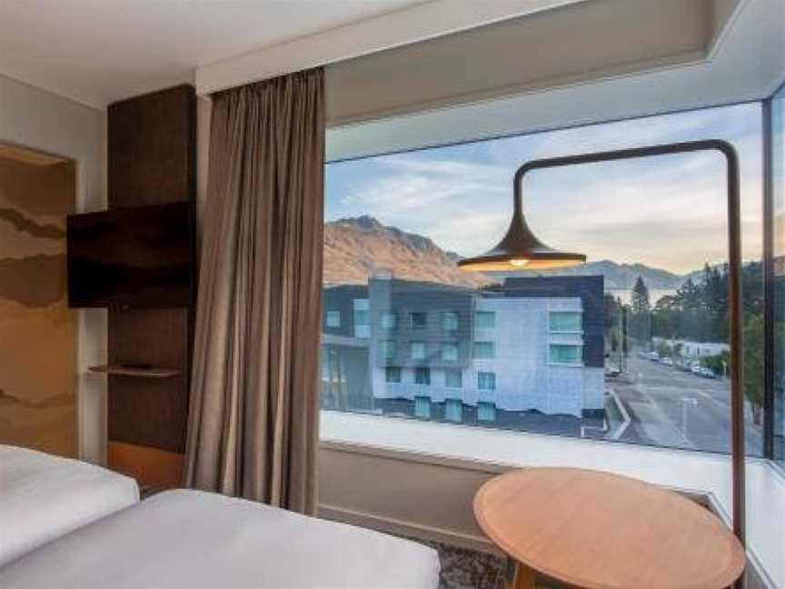 Holiday Inn Express & Suites Queenstown, an IHG Hotel, Argyle Hill, New Zealand