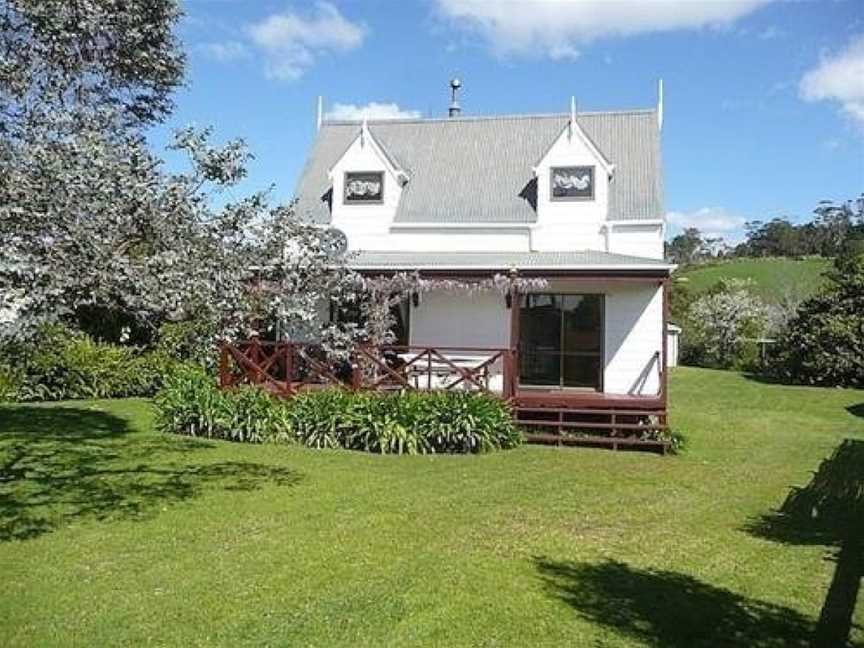 Cute Cottage - Cooks Beach Bach, Whitianga, New Zealand