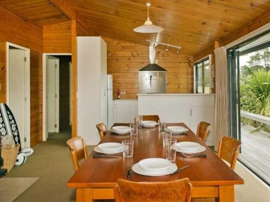 Pretty in Pauanui - Pauanui Holiday Home, Pauanui, New Zealand