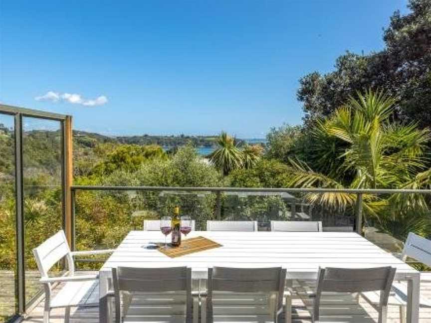 Sweet Sands - Oneroa Holiday Home, Waiheke Island (Suburb), New Zealand