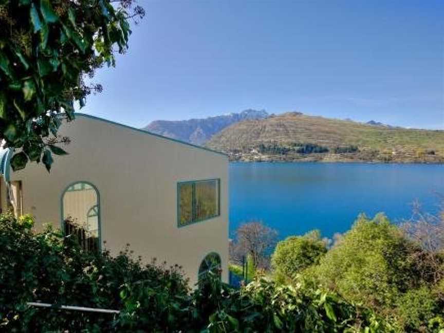 Frankton House - Queenstown Holiday Home, Argyle Hill, New Zealand