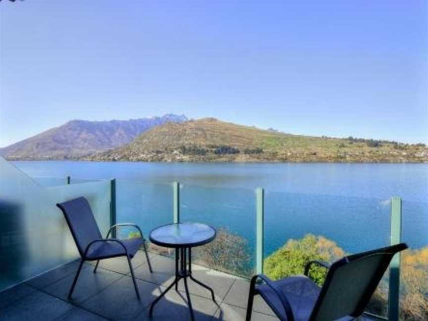 Frankton House - Queenstown Holiday Home, Argyle Hill, New Zealand