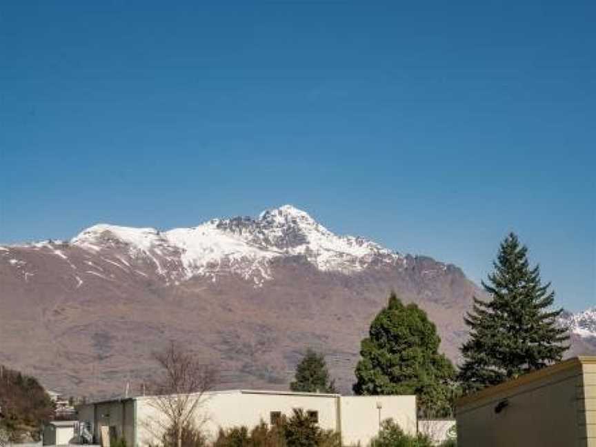 Snowy Peaks - Queenstown Holiday Apartment, Argyle Hill, New Zealand