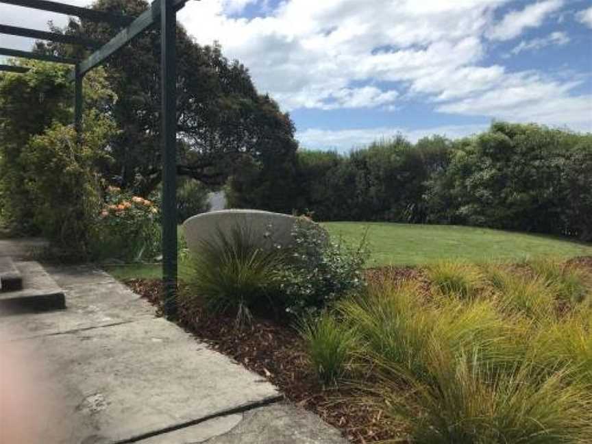 Black House Cottage, Mapua, New Zealand