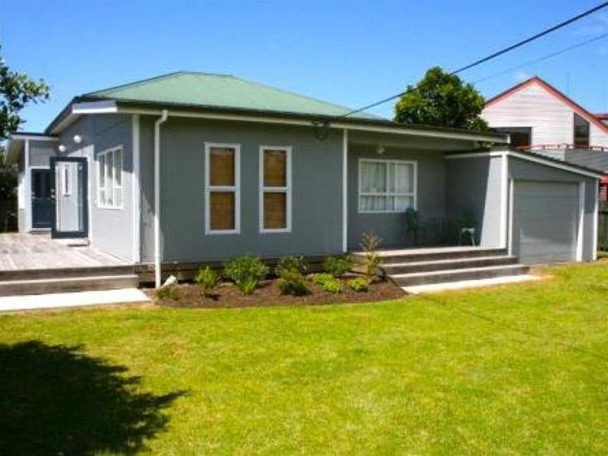 Matapouri Cottage - Matapouri Holiday Home, Tutukaka, New Zealand