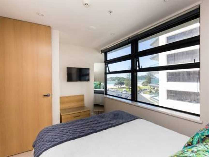 Wilson Dean Apartment, Mount Maunganui, New Zealand