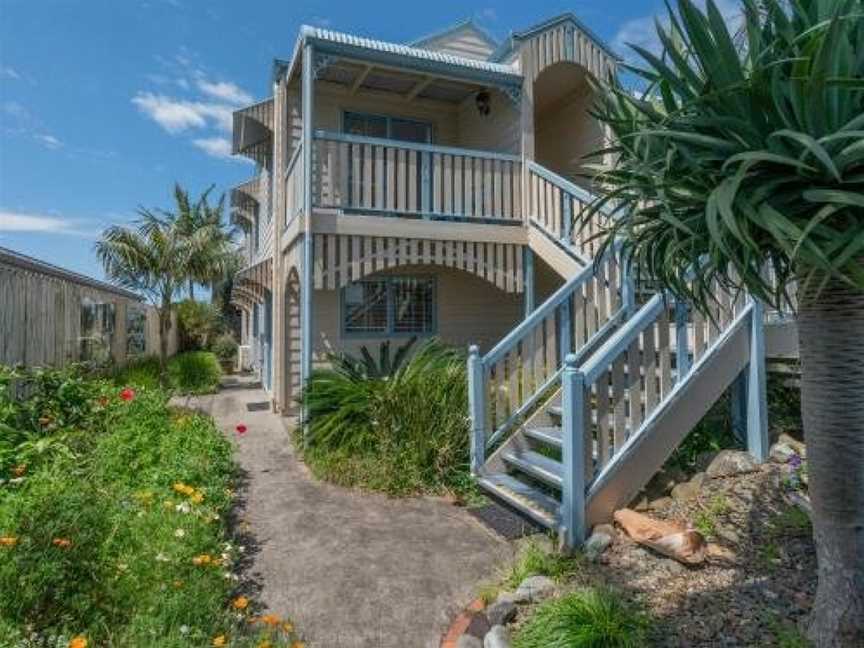 Pipi Dune Villa - Whitianga Holiday Home, Whitianga, New Zealand