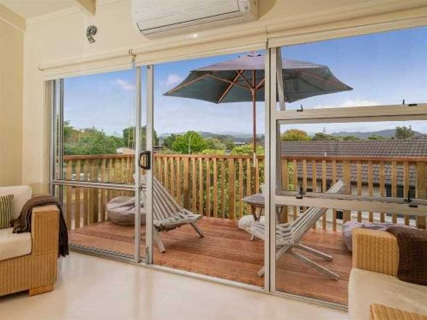 Barefoot Boulevard - Pauanui Holiday Home, Pauanui, New Zealand