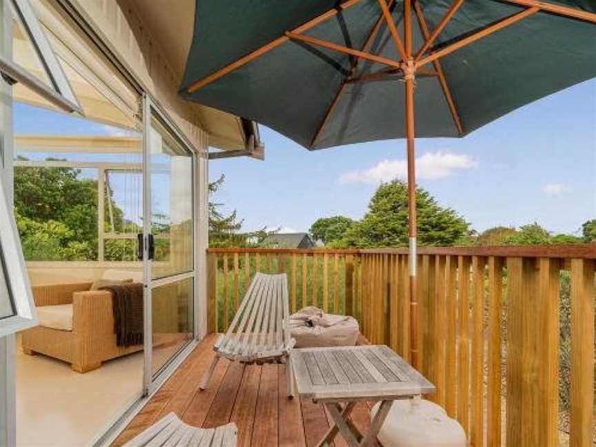 Barefoot Boulevard - Pauanui Holiday Home, Pauanui, New Zealand