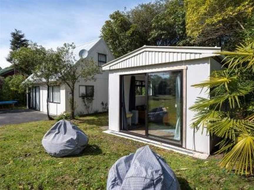 Pihanga Cottage - Kuratau Bach, Kuratau, New Zealand