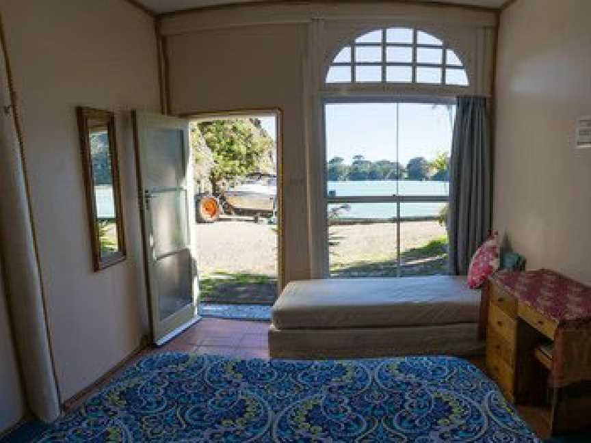 Maraehako Bay Retreat, Waihau Bay, New Zealand