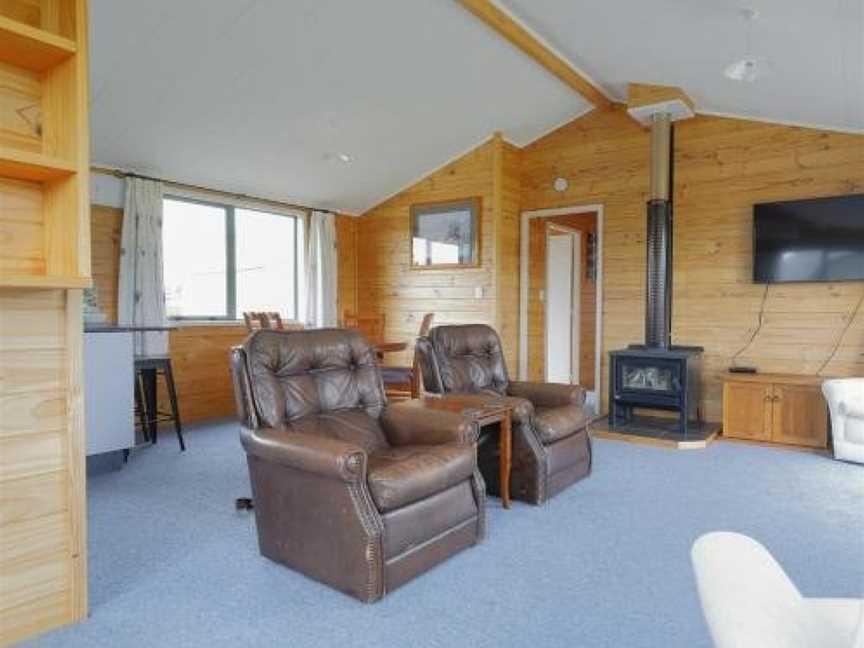 Bach on Speight - Te Anau Holiday Home, Te Anau, New Zealand