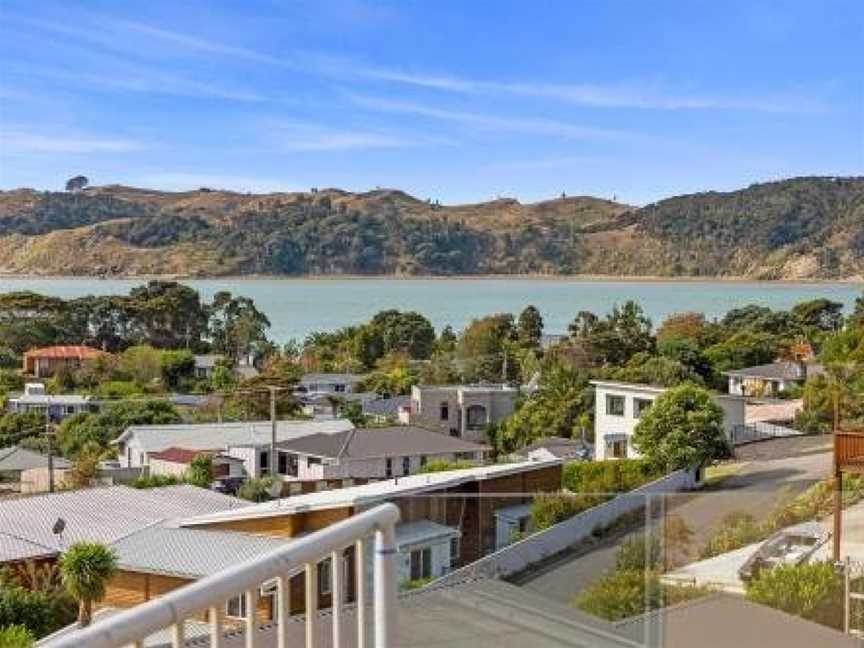 Takiwatanga - Raglan Holiday Home, Raglan, New Zealand