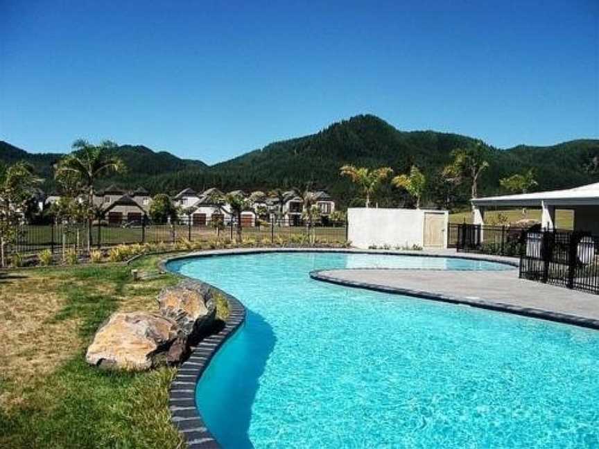 Pauanui Lakes - Pauanui Holiday Home, Pauanui, New Zealand