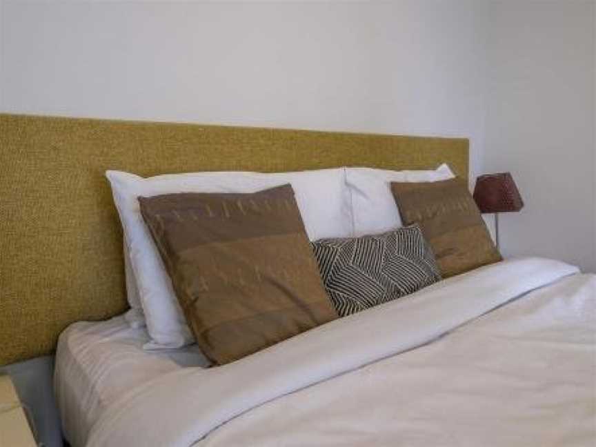 Cosy Renovated 1 Bedroom Apartment in CBD Hotel, Eden Terrace, New Zealand