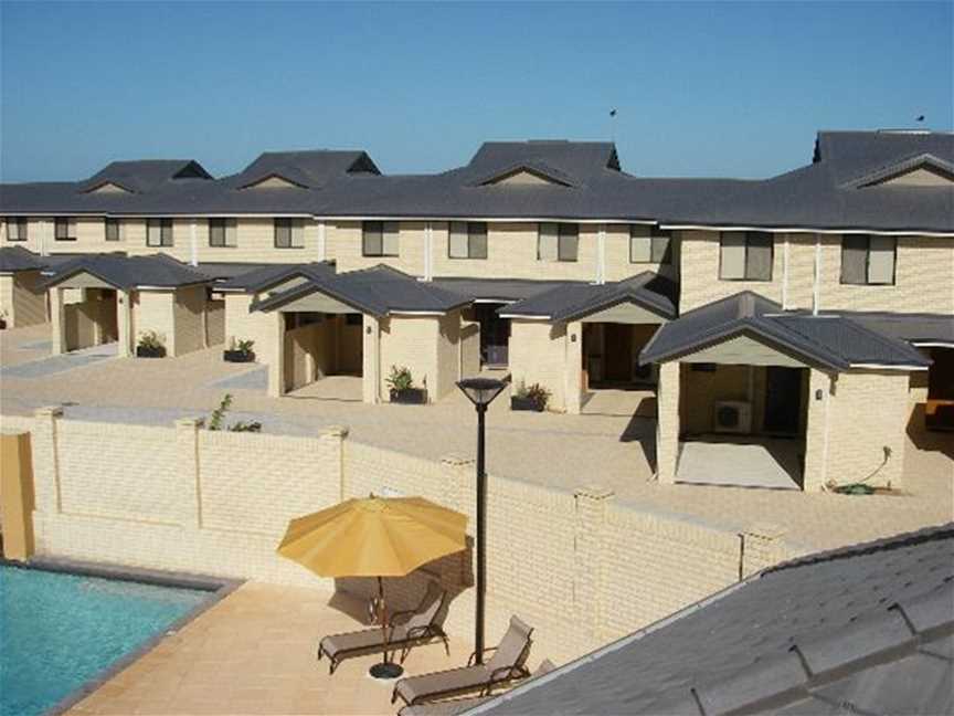 Port Denison Beach Resort, Accommodation in Port Denison