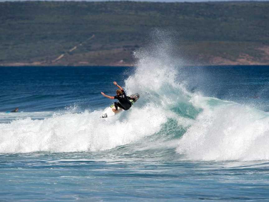 Surfing at Three Bears, Tourist attractions in Yallingup