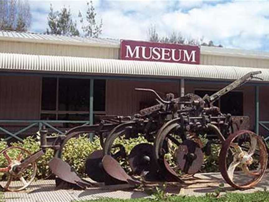 Boyup Brook District Pioneers Museum, Tourist attractions in Boyup Brook