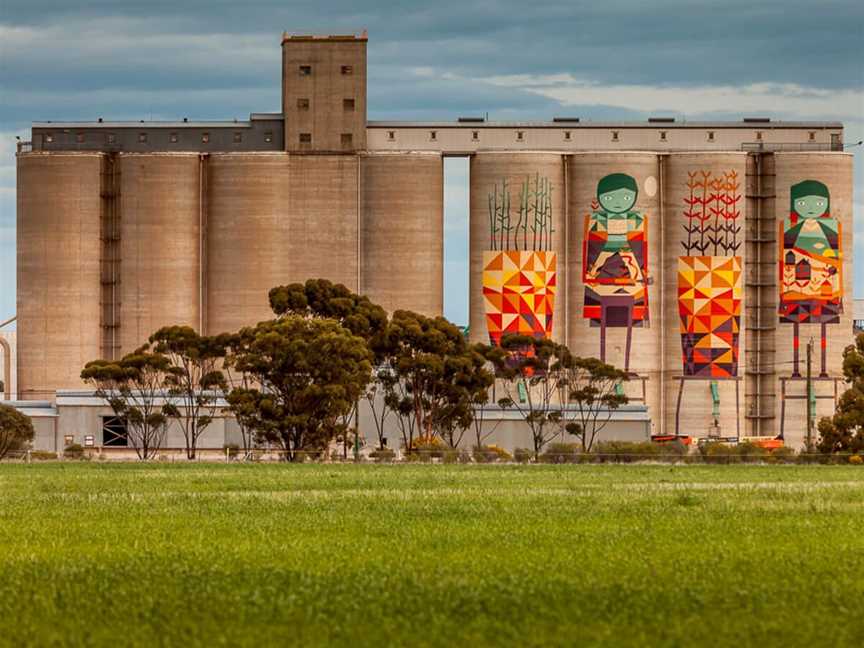 Kyle Hughes Odgers in Merredin for PUBLIC Silo Art Trail, 2017. Photograph by Bewley Shaylor, courtesy of FORM