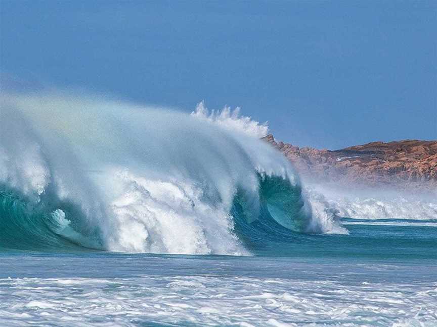 Surfing at Windmills, Tourist attractions in Cape Naturaliste