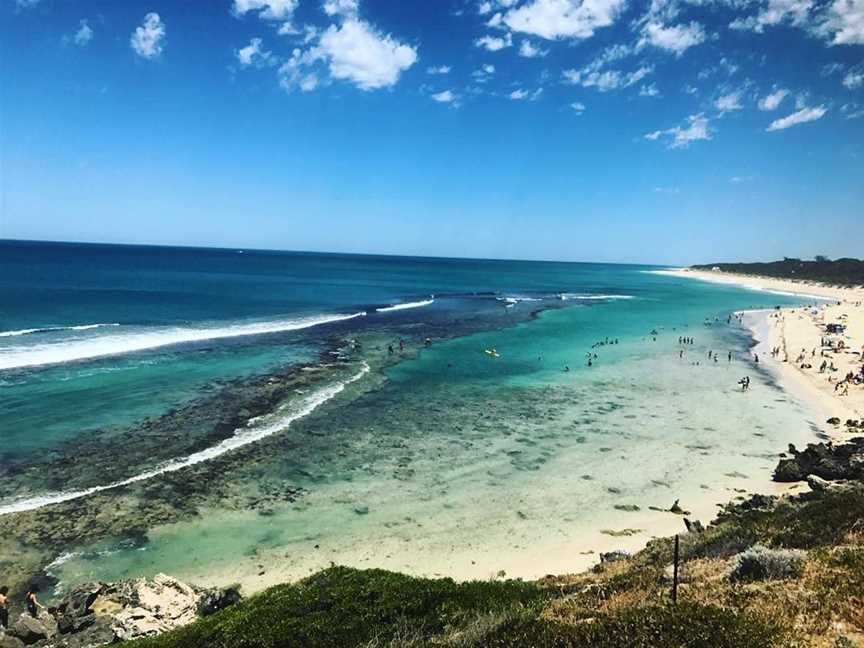 Diving at Yanchep Dog Beach, Tourist attractions in Yanchep