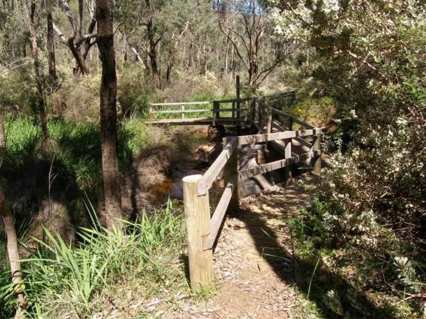 Kitty’s Gorge Walk Trail, Tourist attractions in Jarrahdale