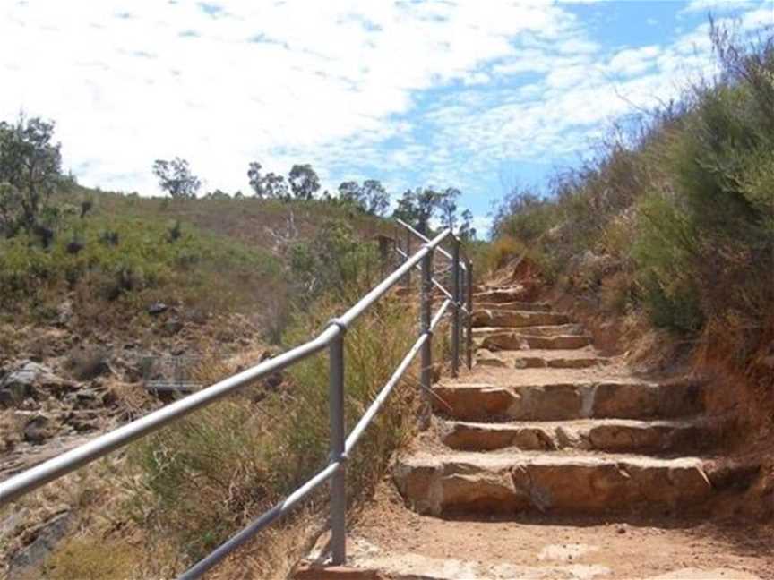 The Valley Loop Trail, Tourist attractions in Forrestfield