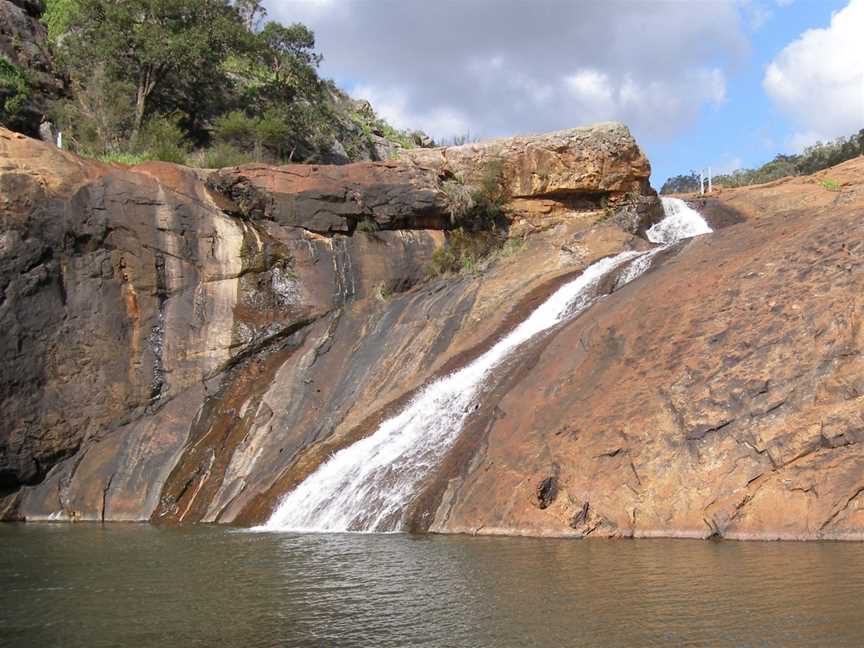 Serpentine Falls - Main Picnic Area